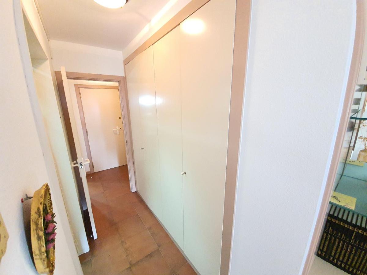 Apartamento Royal Marine Deluxe Roses Buitenkant foto